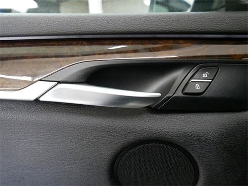 Used 2015 BMW X5 xDrive35i image 14