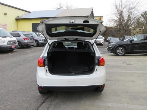 Used 2013 Mitsubishi Outlander Sport ES image 5
