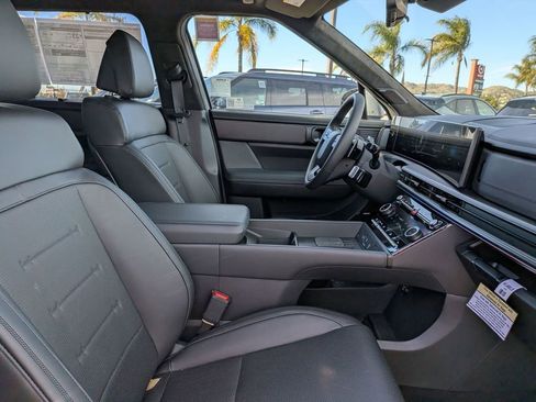 New 2025 Hyundai Santa Fe Calligraphy image 33