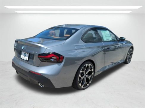 New 2025 BMW 230i Coupe w/ Premium Package image 4