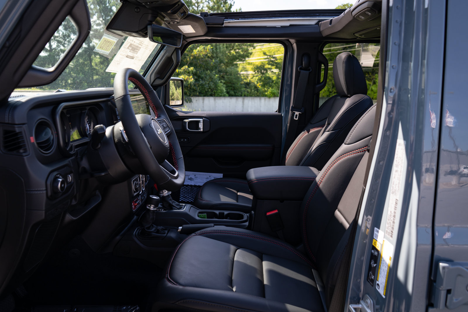 New 2026 Jeep Wrangler Unlimited Rubicon 392 w/ Quick Order Package 27X Moab AWD/4WD image 28