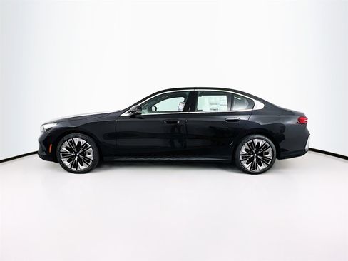 New 2025 BMW 530i xDrive image 4