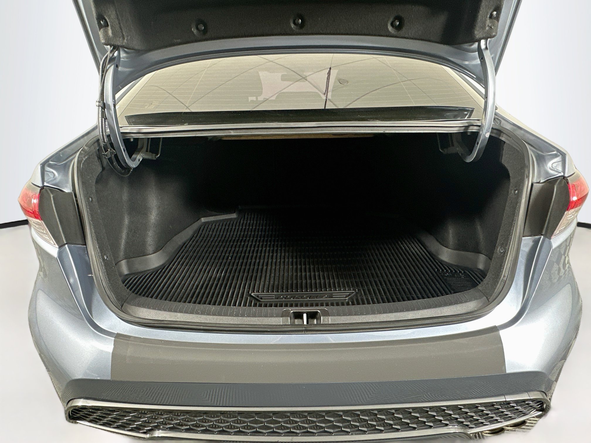 Used 2022 Toyota Corolla SE FWD image 28