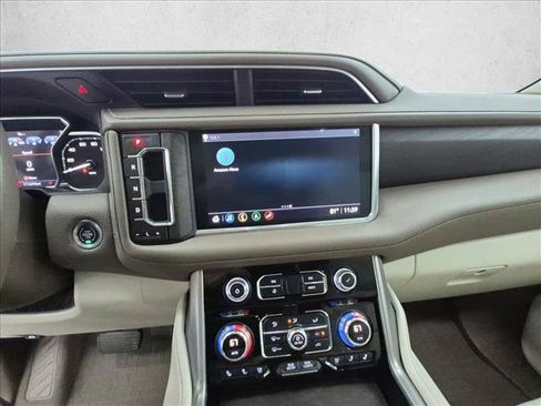 Used 2021 GMC Yukon Denali w/ Denali Premium Package AWD/4WD image 15