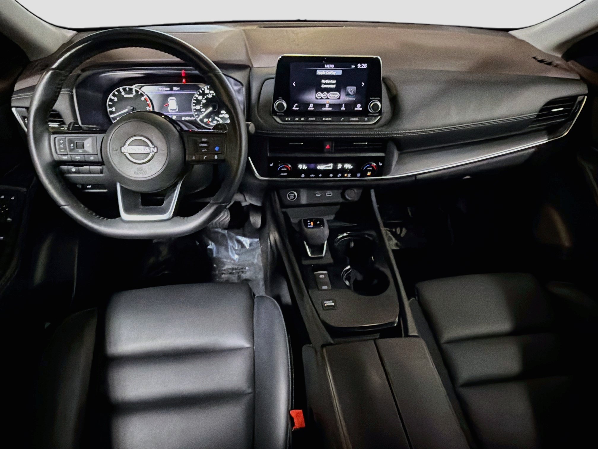 Used 2023 Nissan Rogue SV w/ SV Premium B Package FWD image 15