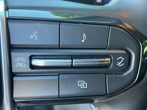 Used 2024 Chevrolet Colorado ZR2 AWD/4WD image 14