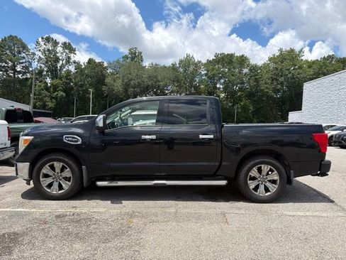 Used 2017 Nissan Titan SL w/ Texas Titan Edition RWD image 3