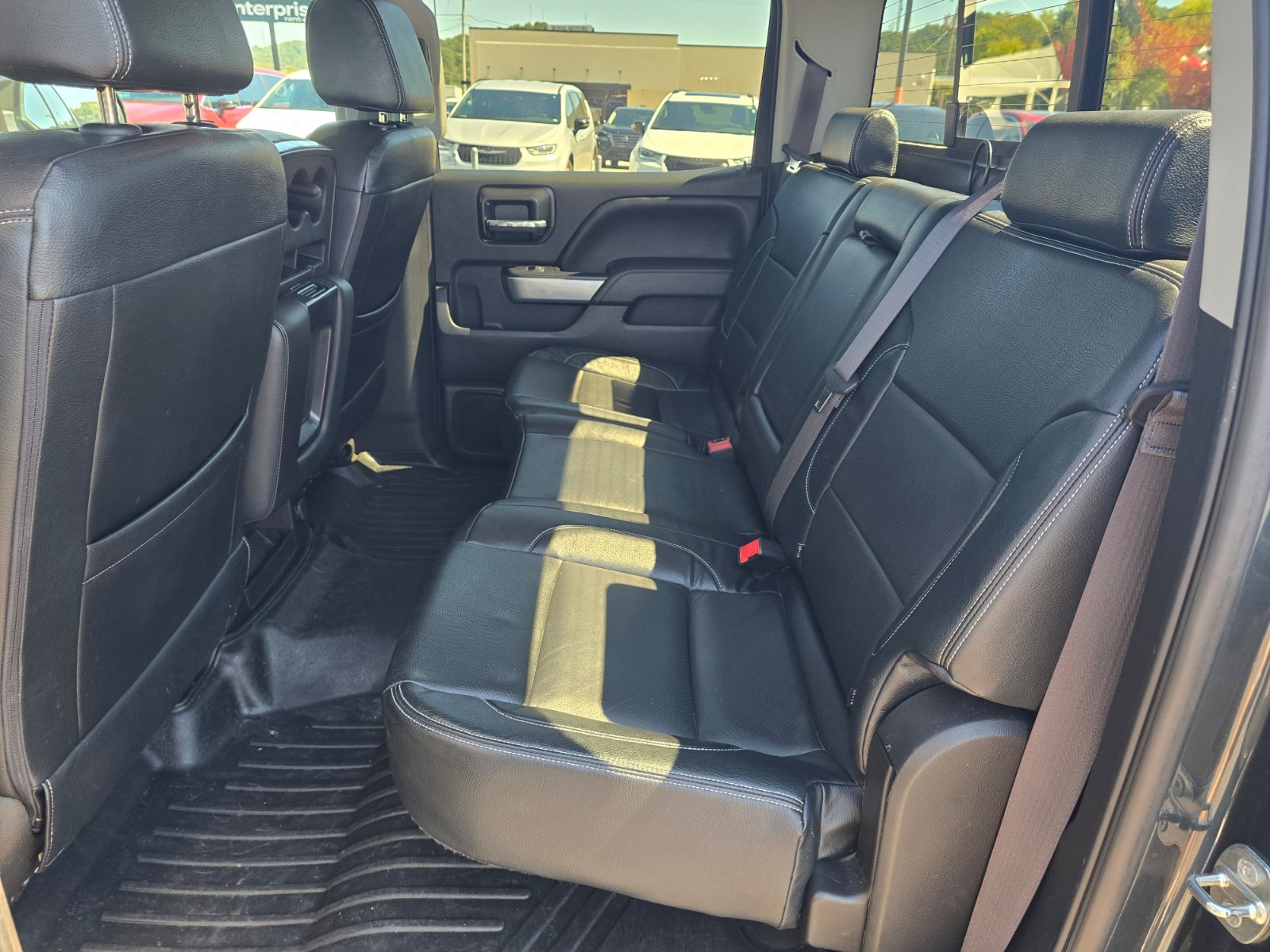 Used 2017 Chevrolet Silverado 1500 LT w/ LT Convenience Package AWD/4WD image 13