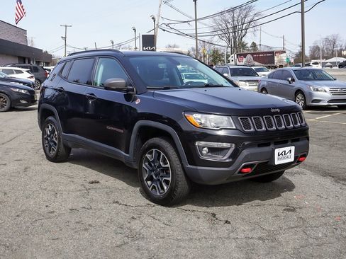 Used 2019 Jeep Compass Trailhawk w/ Leather Interior Group image 2