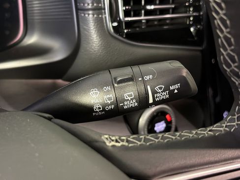 New 2026 Jeep Grand Wagoneer Limited AWD/4WD image 18