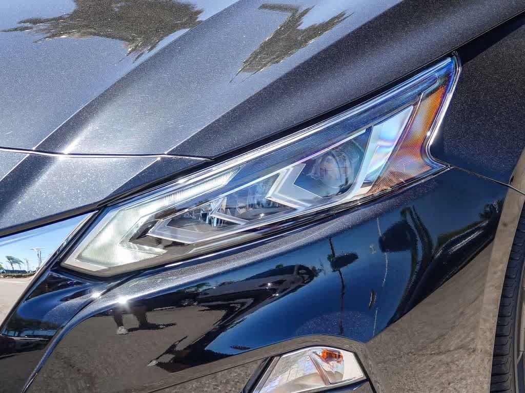 Used 2021 Nissan Altima 2.5 Platinum AWD/4WD image 8