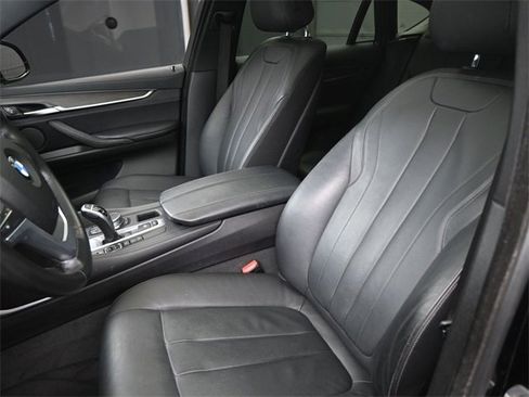 Used 2019 BMW X6 xDrive35i w/ Premium Package image 19