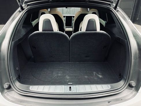 Used 2020 Tesla Model X Performance AWD/4WD image 43