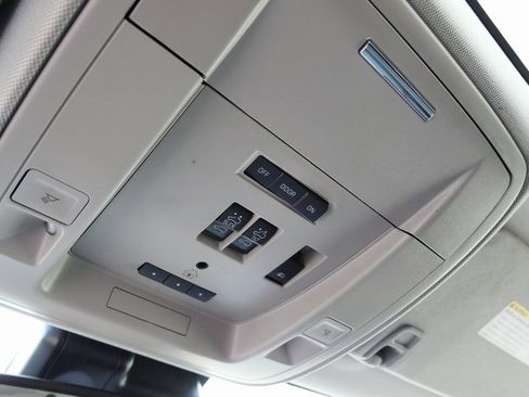 Used 2015 GMC Sierra 3500 Denali image 32