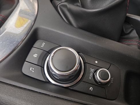 Used 2017 MAZDA MX-5 Miata RF Grand Touring image 27