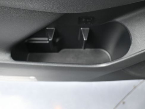 Used 2022 Subaru Ascent Limited w/ Technology Package image 18