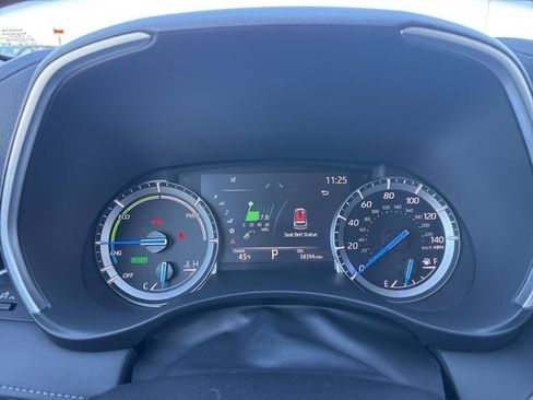 Certified 2022 Toyota Highlander XLE image 27