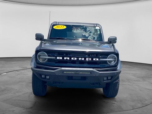 Used 2023 Ford Bronco Outer Banks AWD/4WD image 2