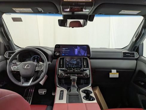 New 2026 Lexus LX 600 F Sport AWD/4WD image 17