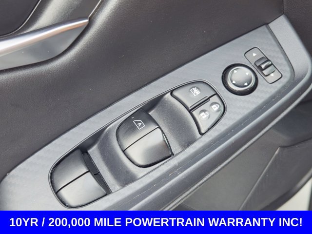 Used 2024 Nissan Sentra SV FWD image 29
