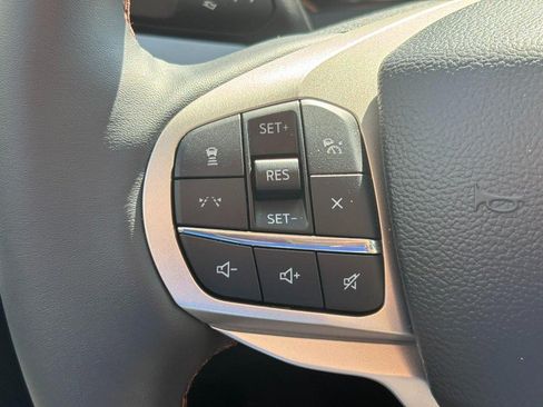 New 2026 Ford Explorer Active AWD/4WD image 19