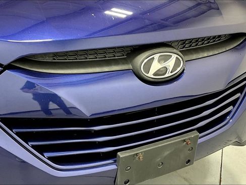 Used 2012 Hyundai Tucson GLS image 34