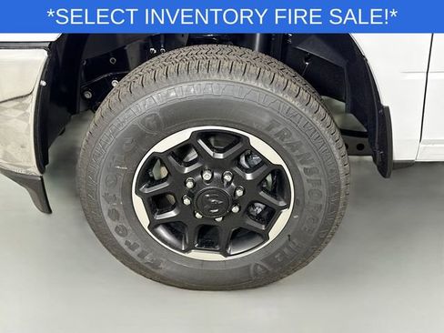 New 2025 RAM 2500 Laramie w/ Towing Technology Group image 32