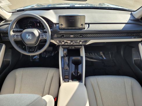 Certified 2025 Honda Accord LX image 13
