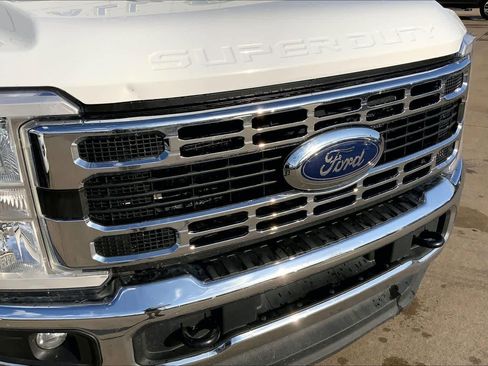 Used 2024 Ford F250 XLT image 26