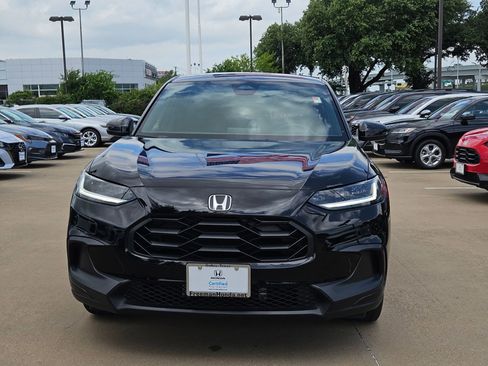 Certified 2025 Honda HR-V Sport image 2