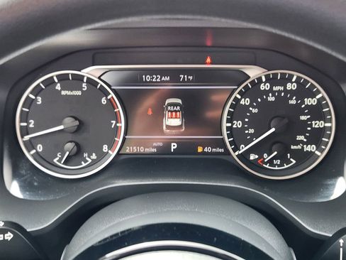 Used 2023 Nissan Rogue SV AWD/4WD image 12