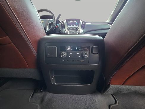 Used 2019 Chevrolet Tahoe Premier w/ Premier Plus Edition image 13