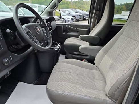 New 2025 GMC Savana 2500 LT w/ LT Preferred Equipment Group image 9