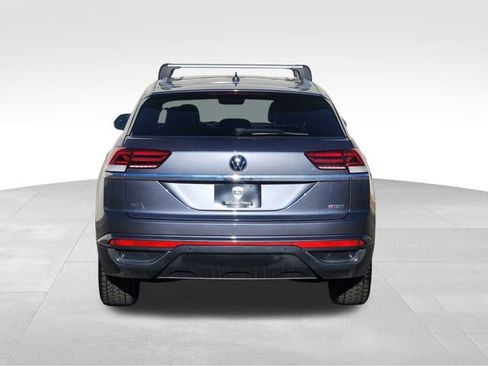 Used 2022 Volkswagen Atlas Cross Sport SE image 8