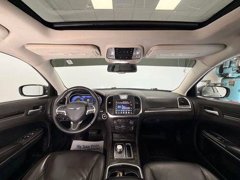 Used 2016 Chrysler 300 Limited AWD/4WD image 21