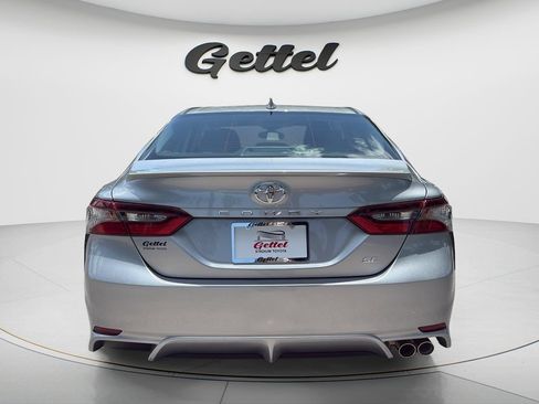 Used 2024 Toyota Camry SE w/ Cold Weather Package FWD image 6