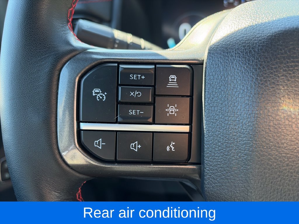 Used 2024 Ford Expedition Limited AWD/4WD image 16