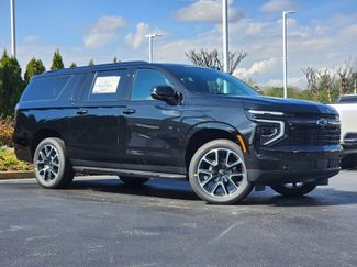 New 2026 Chevrolet Suburban RST video 2