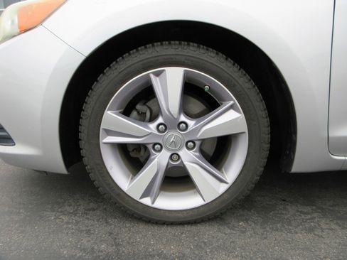 Used 2013 Acura ILX w/ Premium Package FWD image 18