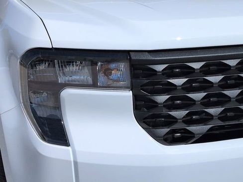 New 2026 Ford Maverick XL image 9