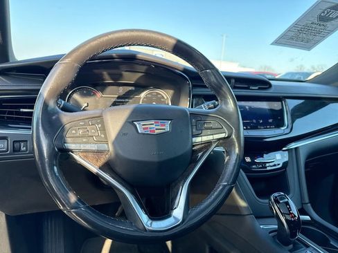 Used 2021 Cadillac XT6 Premium Luxury AWD/4WD image 11