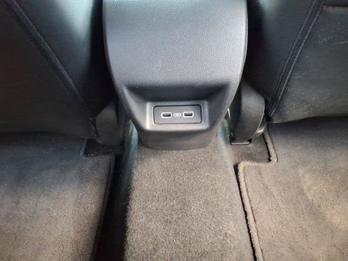 Used 2023 Honda Civic Touring image 29