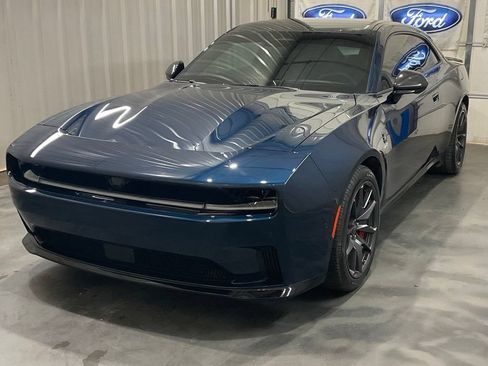Used 2024 Dodge Charger Daytona Scat Pack w/ Plus Group AWD/4WD image 5