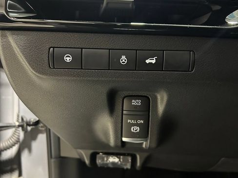 Used 2025 Nissan Murano SL AWD/4WD image 15