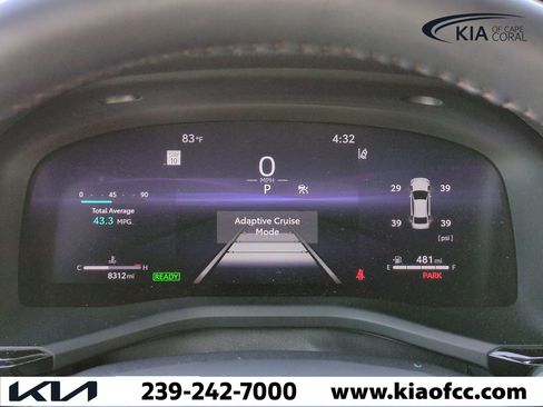 Used 2025 Toyota Camry XLE image 26