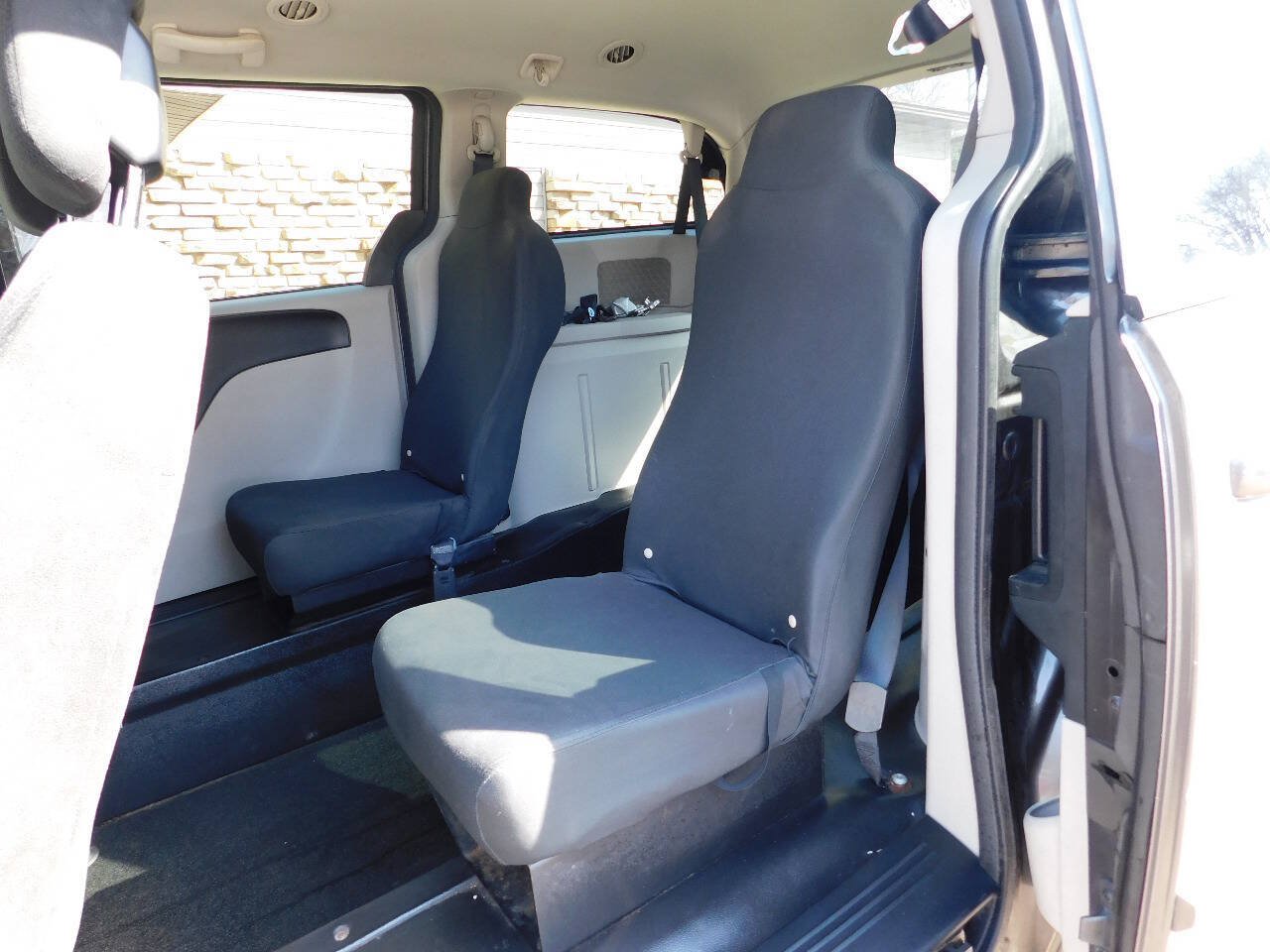 Used 2016 Dodge Grand Caravan SE w/ Quick Order Package 29E SE FWD image 29