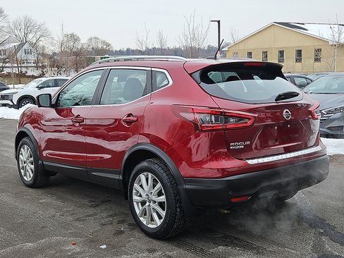 Certified 2022 Nissan Rogue Sport SV w/ Technology Package image 4