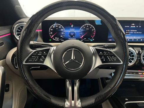 Used 2024 Mercedes-Benz CLA 250 image 14
