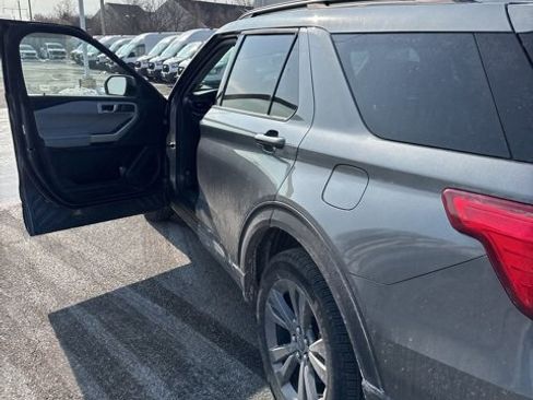 Certified 2022 Ford Explorer XLT w/ Equipment Group 202A image 20