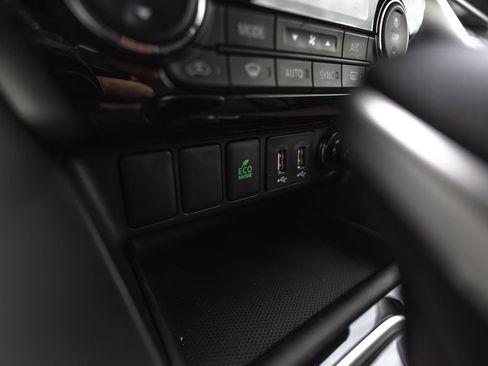 New 2026 Mitsubishi Eclipse Cross SE AWD/4WD image 14